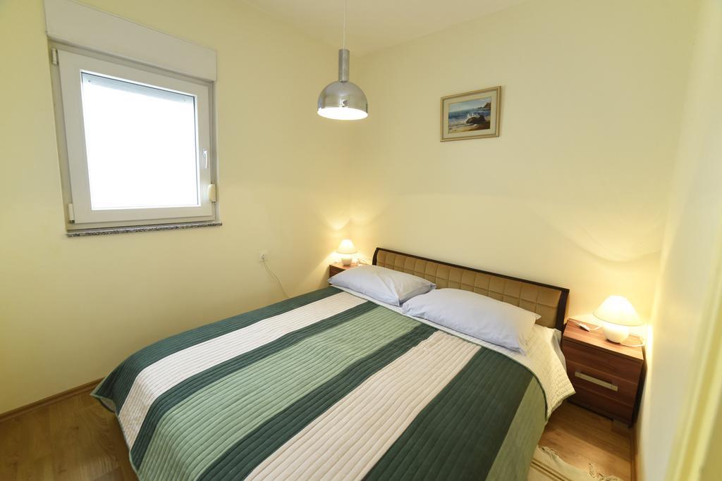 Apartments Galic Kampor Zewnętrze zdjęcie